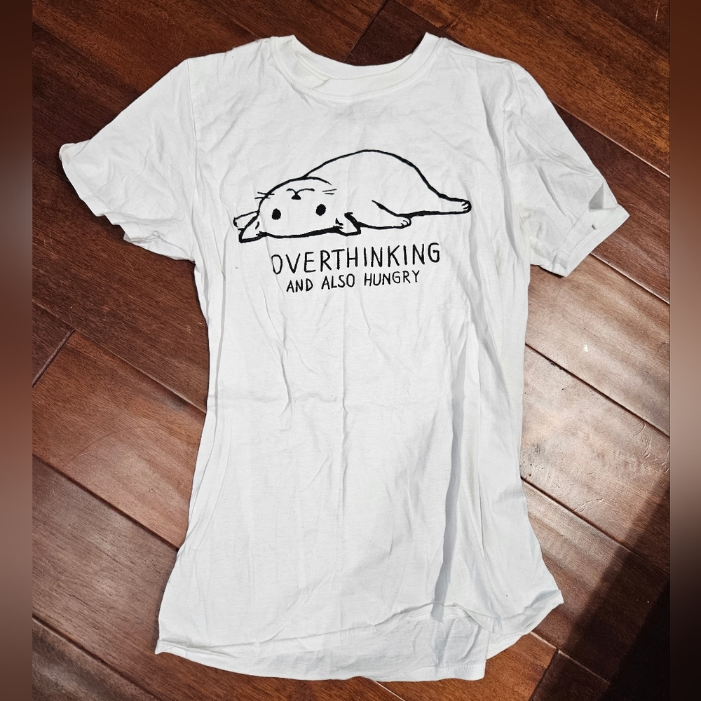 Hot Topic white T-shirt